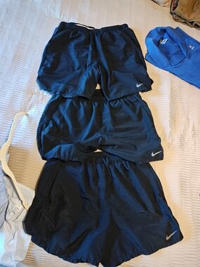 Nike Challenger Shorts Black 5in + 7in Large